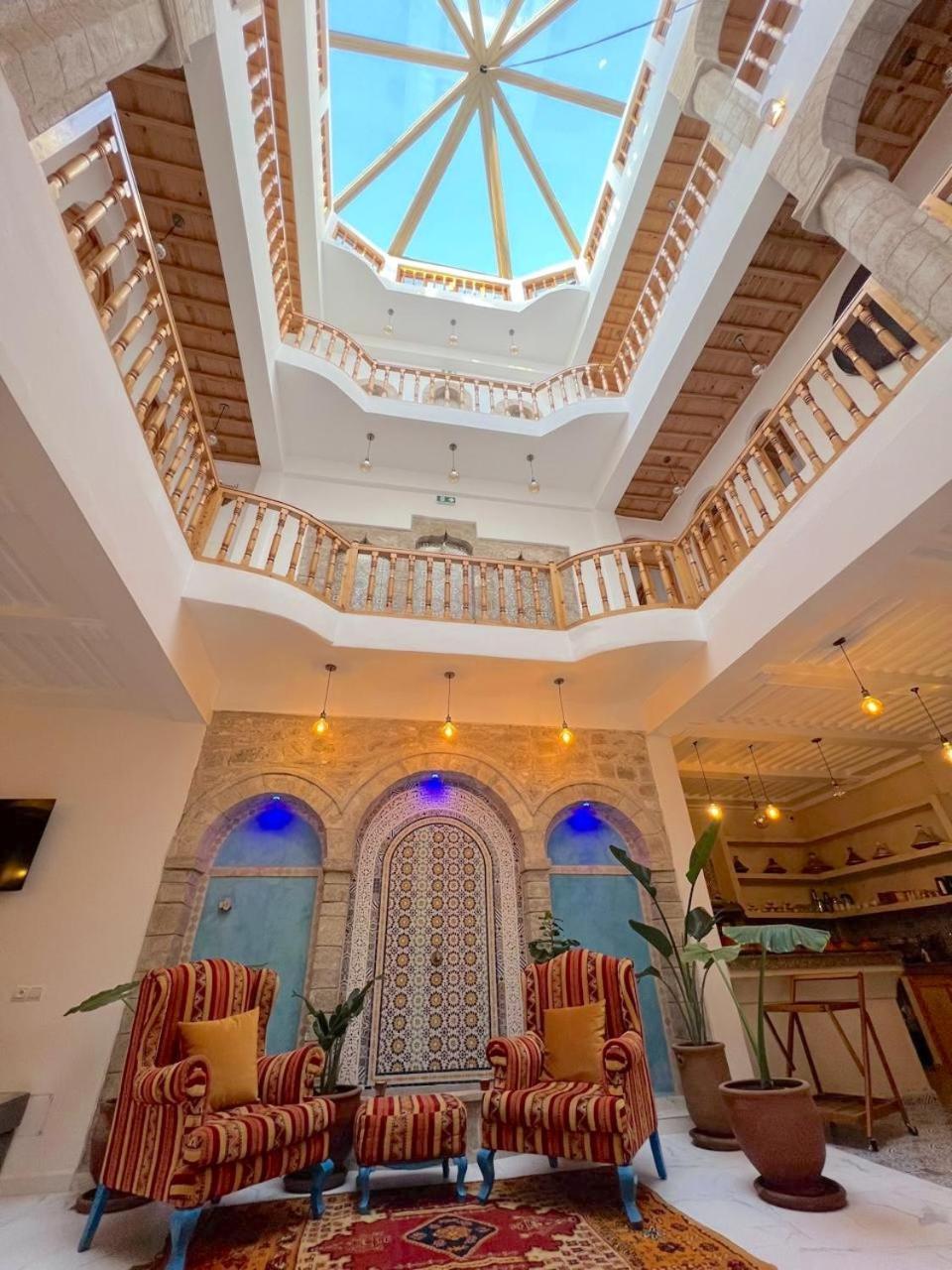אסאוירה Riad Al Manara מראה חיצוני תמונה